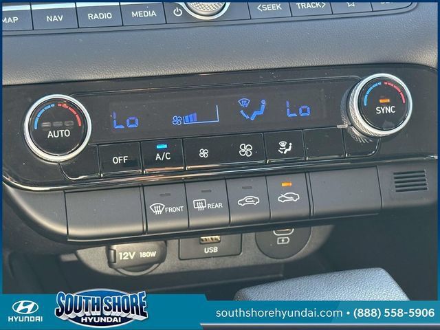 Certified 2024 Hyundai Elantra SEL FWD image 31