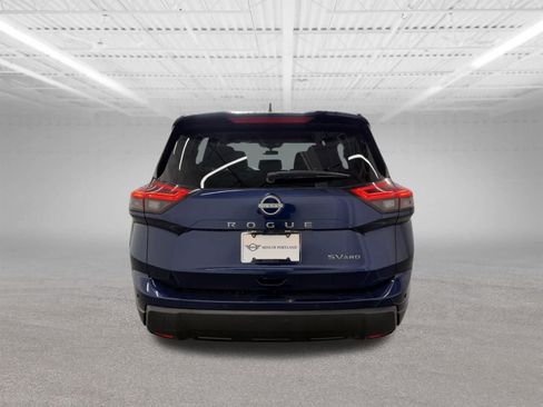 Used 2024 Nissan Rogue SV AWD/4WD image 4