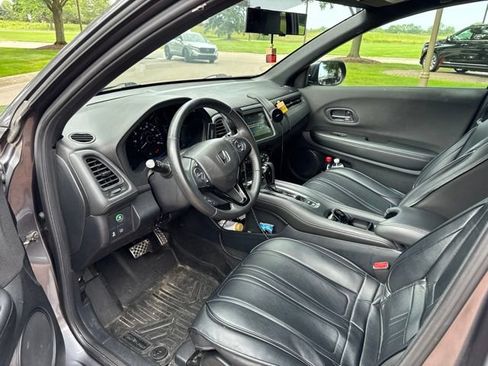 Used 2021 Honda HR-V Sport image 13