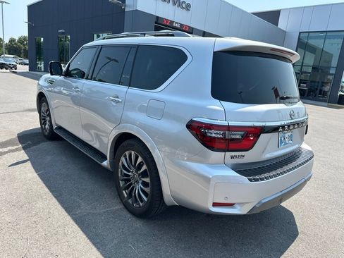Used 2021 Nissan Armada Platinum RWD image 6