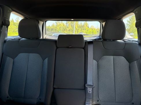 New 2026 Jeep Cherokee Laredo AWD/4WD image 17