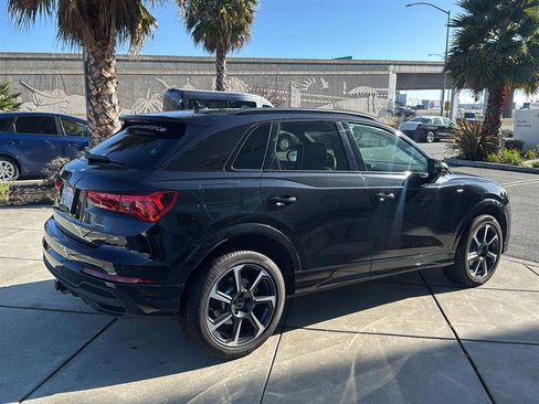 Used 2025 Audi Q3 2.0T Premium Plus w/ Premium Plus Package image 6