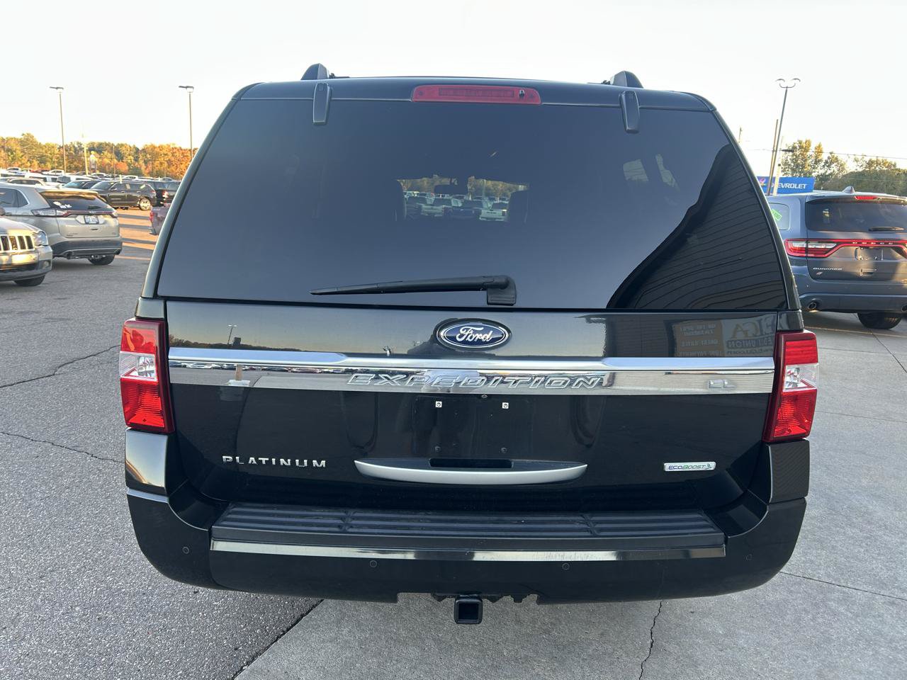 Used 2015 Ford Expedition EL Platinum AWD/4WD image 6