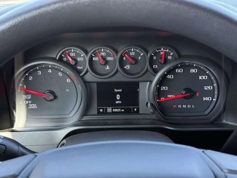 Used 2021 Chevrolet Silverado 1500 Custom AWD/4WD image 16