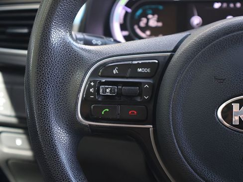 Used 2019 Kia Niro LX image 20