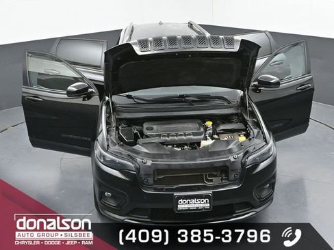 Used 2021 Jeep Cherokee Latitude Plus image 23