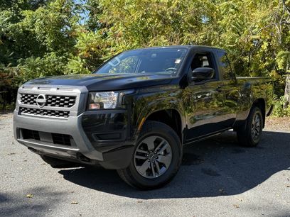 Used 2025 Nissan Frontier SV
