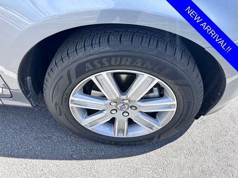 Used 2017 Volvo XC60 T5 Inscription w/ Preferred Option Package FWD image 15