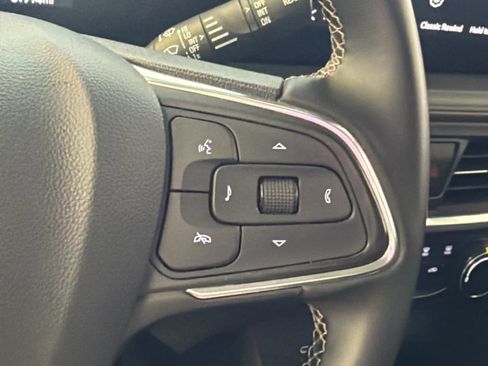 Used 2024 Buick Encore GX Preferred FWD image 36