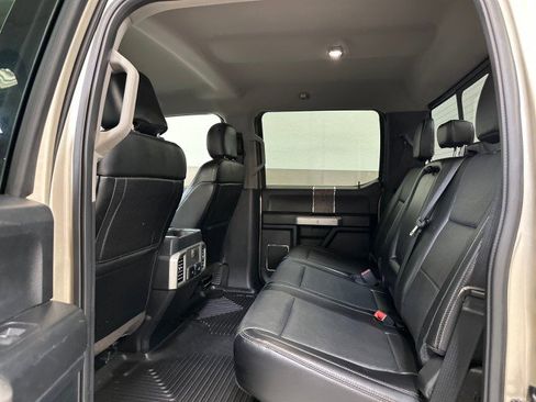 Used 2017 Ford F250 Lariat w/ Chrome Package image 29