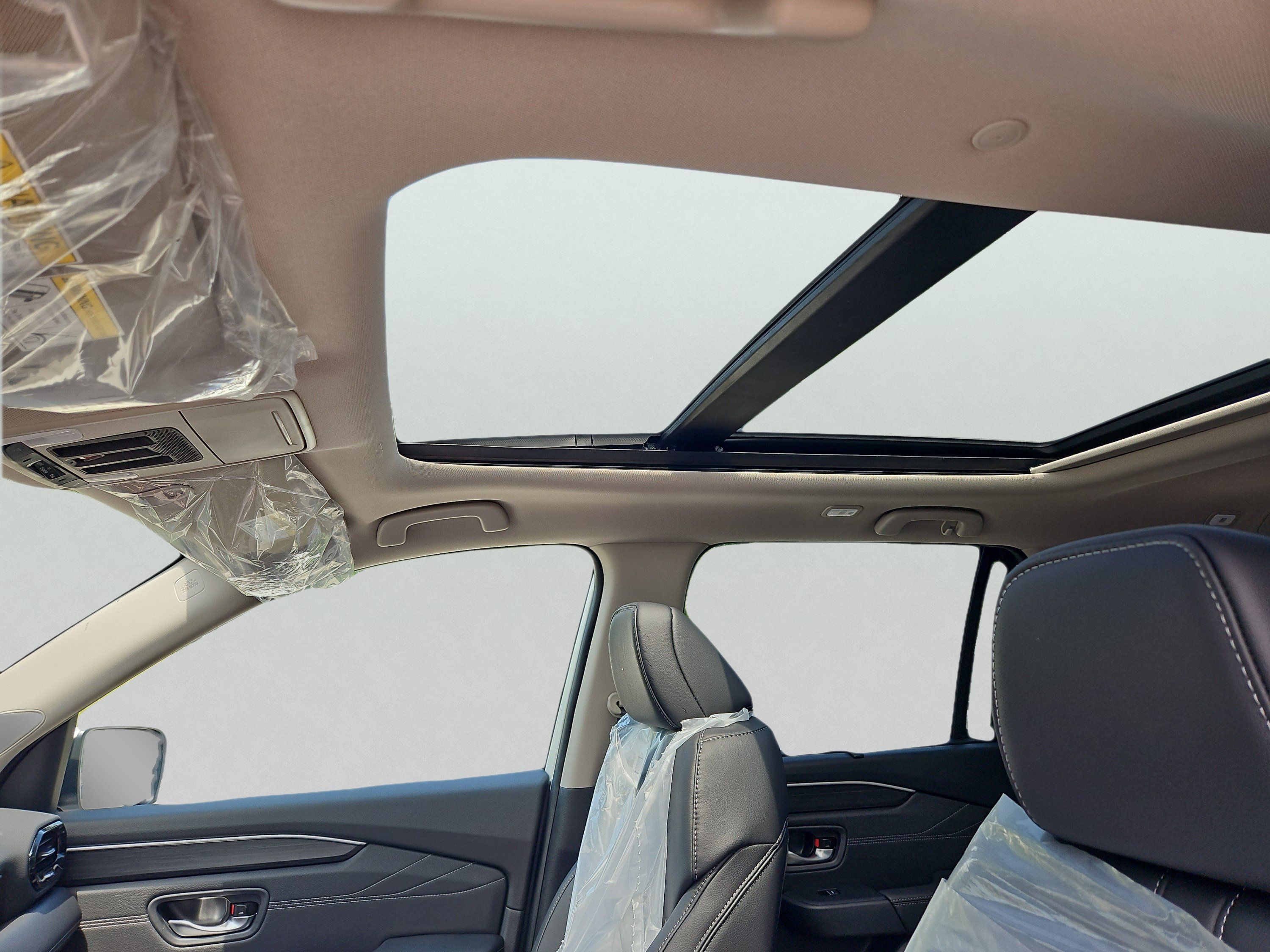 New 2026 Honda Pilot Touring image 10