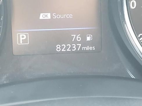 Used 2018 Nissan Rogue SV AWD/4WD image 23