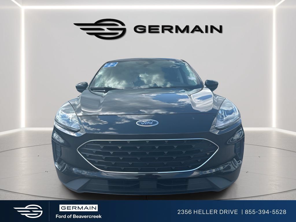 Used 2022 Ford Escape SE w/ SE Sport Appearance Package FWD image 3