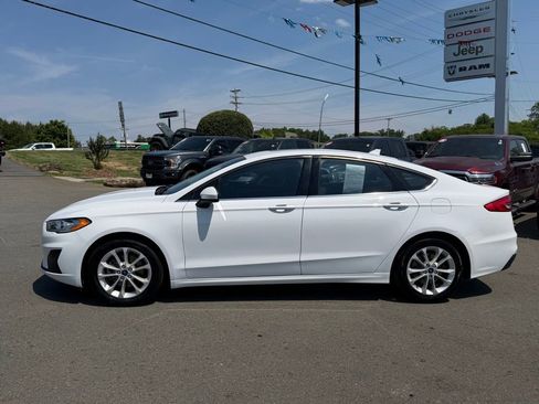 Used 2020 Ford Fusion SE FWD image 7
