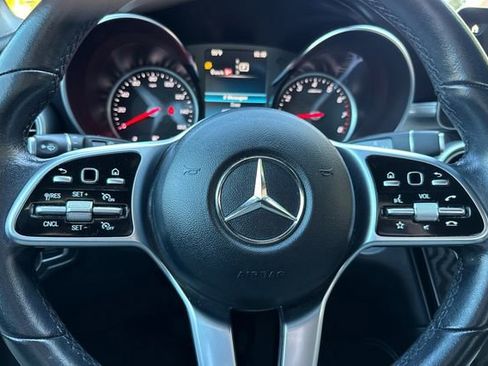 Used 2021 Mercedes-Benz GLC 300 image 26