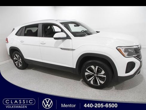 Used 2024 Volkswagen Atlas Cross Sport SE AWD/4WD image 1