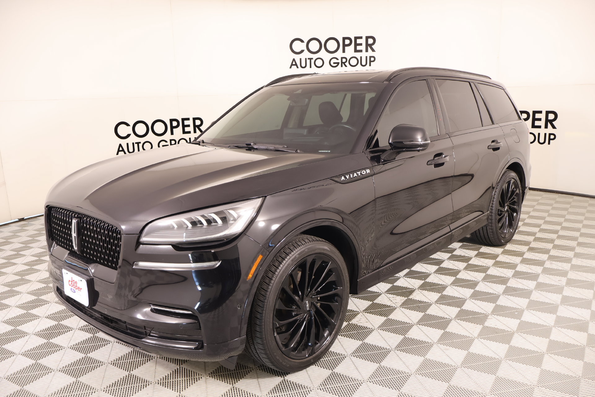 Used 2023 Lincoln Aviator Reserve w/ Equipment Group 201A RWD image 10