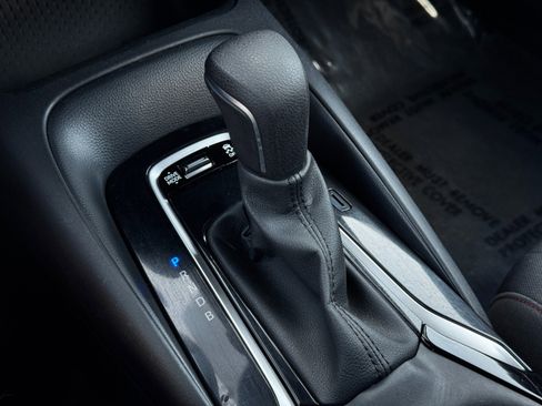 Used 2023 Toyota Corolla SE image 31