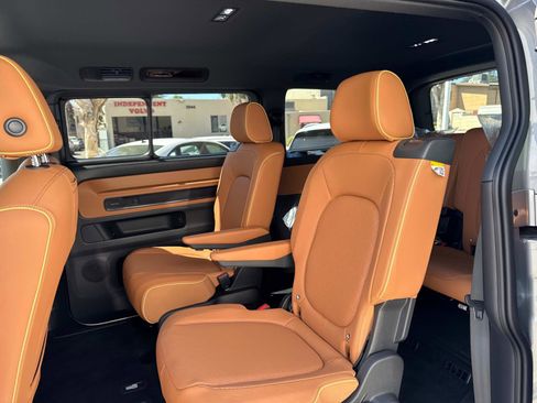 New 2025 Volkswagen ID. Buzz Pro S Plus image 12