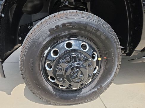 New 2026 RAM 3500 Limited AWD/4WD image 28