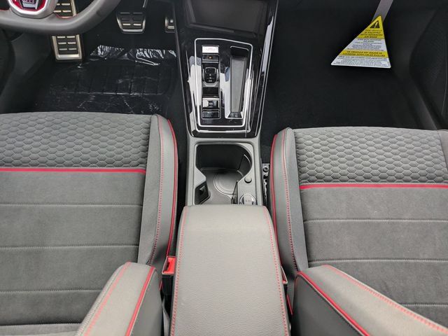 New 2026 Volkswagen GTI SE FWD image 18
