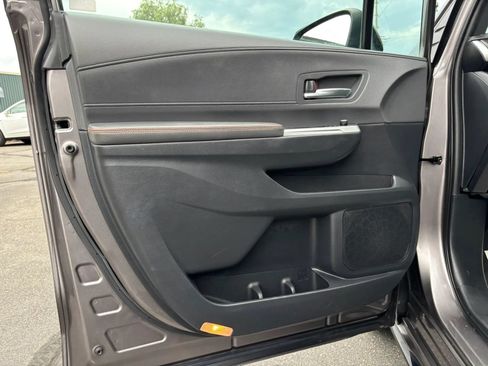 Used 2021 Toyota Sienna XSE AWD/4WD image 9