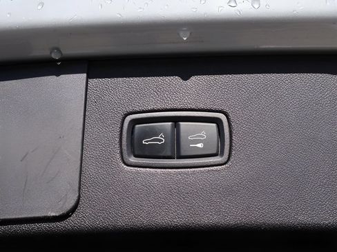 Used 2023 Porsche Cayenne GTS AWD/4WD image 19