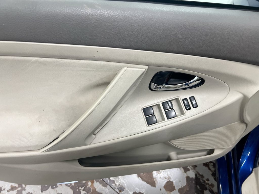 Used 2011 Toyota Camry LE w/ LE Extra-Value Pkg FWD image 19