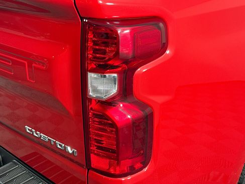 Used 2024 Chevrolet Silverado 1500 Custom RWD image 30