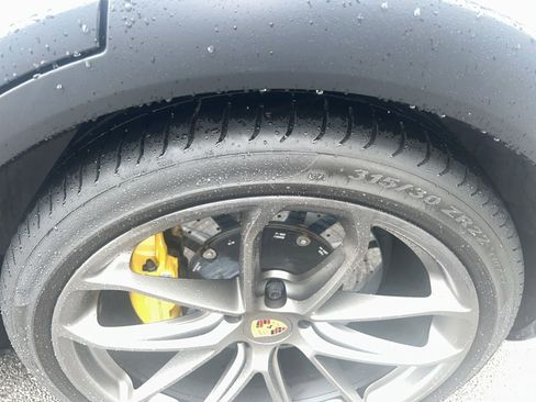 Used 2022 Porsche Cayenne Turbo GT image 14