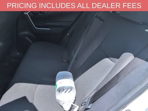 Used 2023 Toyota RAV4 LE FWD image 15