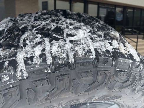 Used 2024 Chevrolet Silverado 1500 Custom Trail Boss w/ Dark Appearance Package image 22