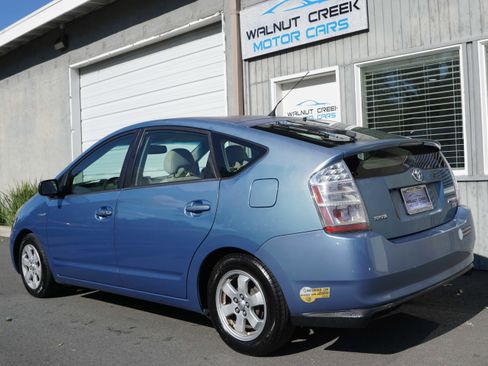 Used 2007 Toyota Prius FWD image 18