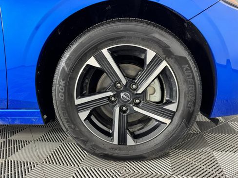 Used 2025 Nissan Sentra SV FWD image 44