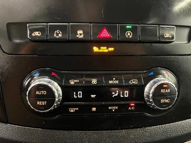 Used 2019 Mercedes-Benz Metris Passenger image 21