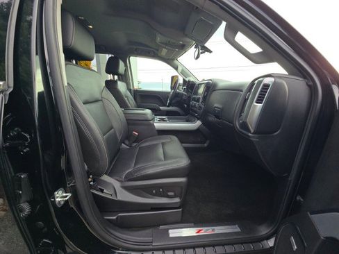 Used 2018 Chevrolet Silverado 2500 LTZ w/ Vortec Plus Package image 11