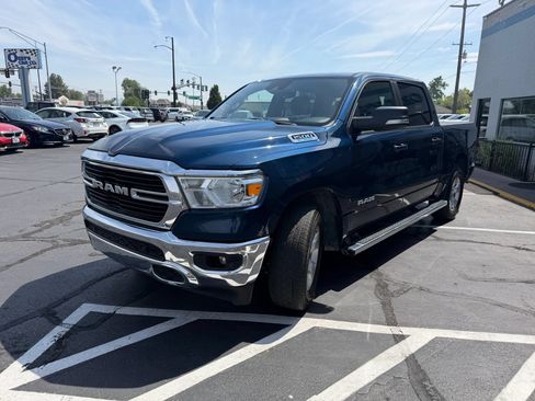 Used 2021 RAM 1500 Big Horn AWD/4WD image 3