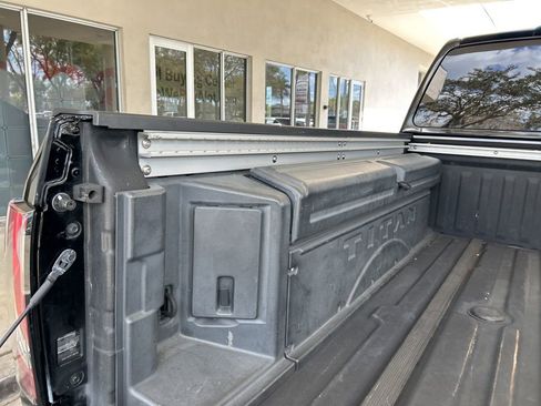 Used 2021 Nissan Titan PRO-4X w/ Pro-4x Convenience Package AWD/4WD image 38