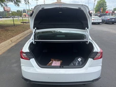 New 2026 Toyota Camry SE image 11