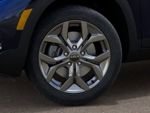 New 2025 Kia Seltos LX image 9