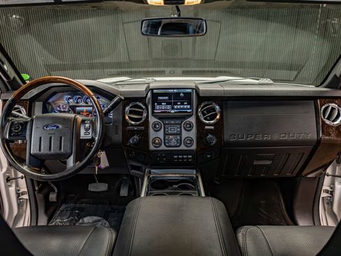 Used 2015 Ford F350 Platinum image 14