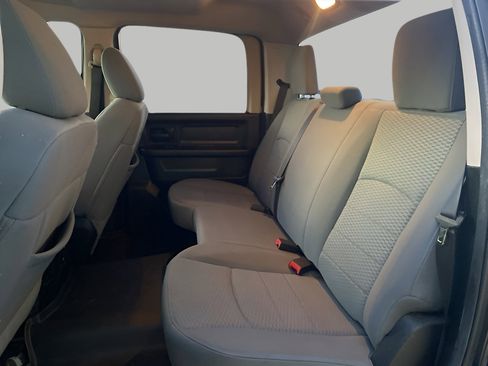 Used 2013 RAM 1500 Express image 9