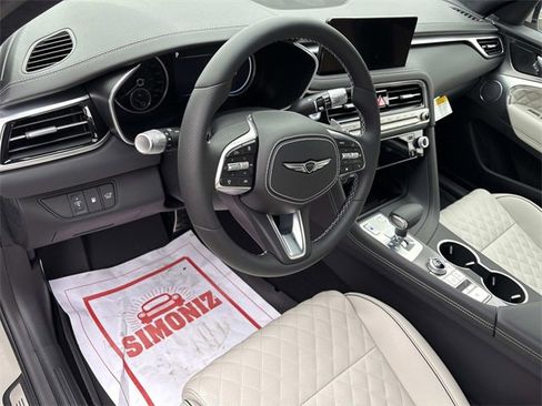 Used 2025 Genesis G70 3.3T Advanced w/ Sport Prestige Package image 12
