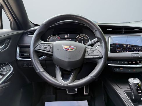 Used 2019 Cadillac XT4 Sport image 12