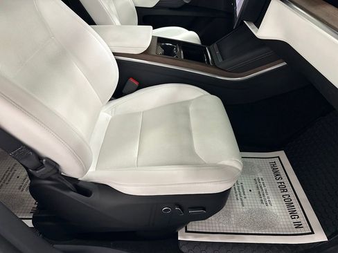 Used 2022 Tesla Model X AWD/4WD image 52