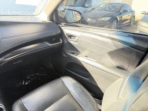 Used 2018 Toyota Avalon XLE w/ Carpet Mat Package FWD image 19