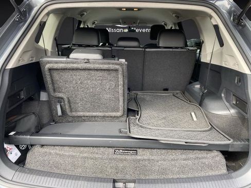 Used 2021 Volkswagen Tiguan SE FWD image 30