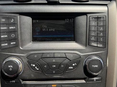 Used 2016 Ford Fusion SE image 38