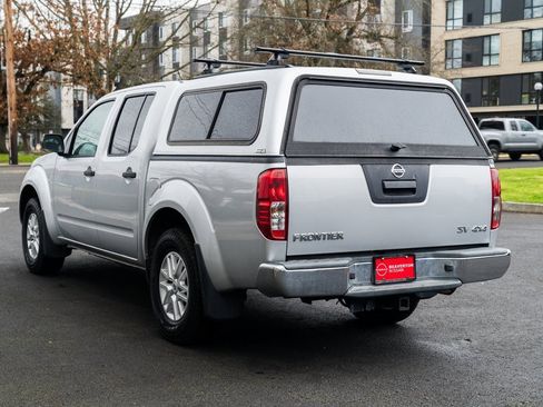Used 2019 Nissan Frontier SV image 4