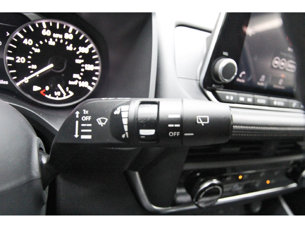 Certified 2025 Nissan Rogue S FWD image 13